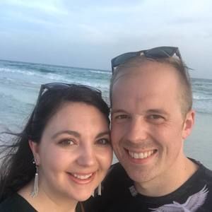 Meet your Posher, Whitni